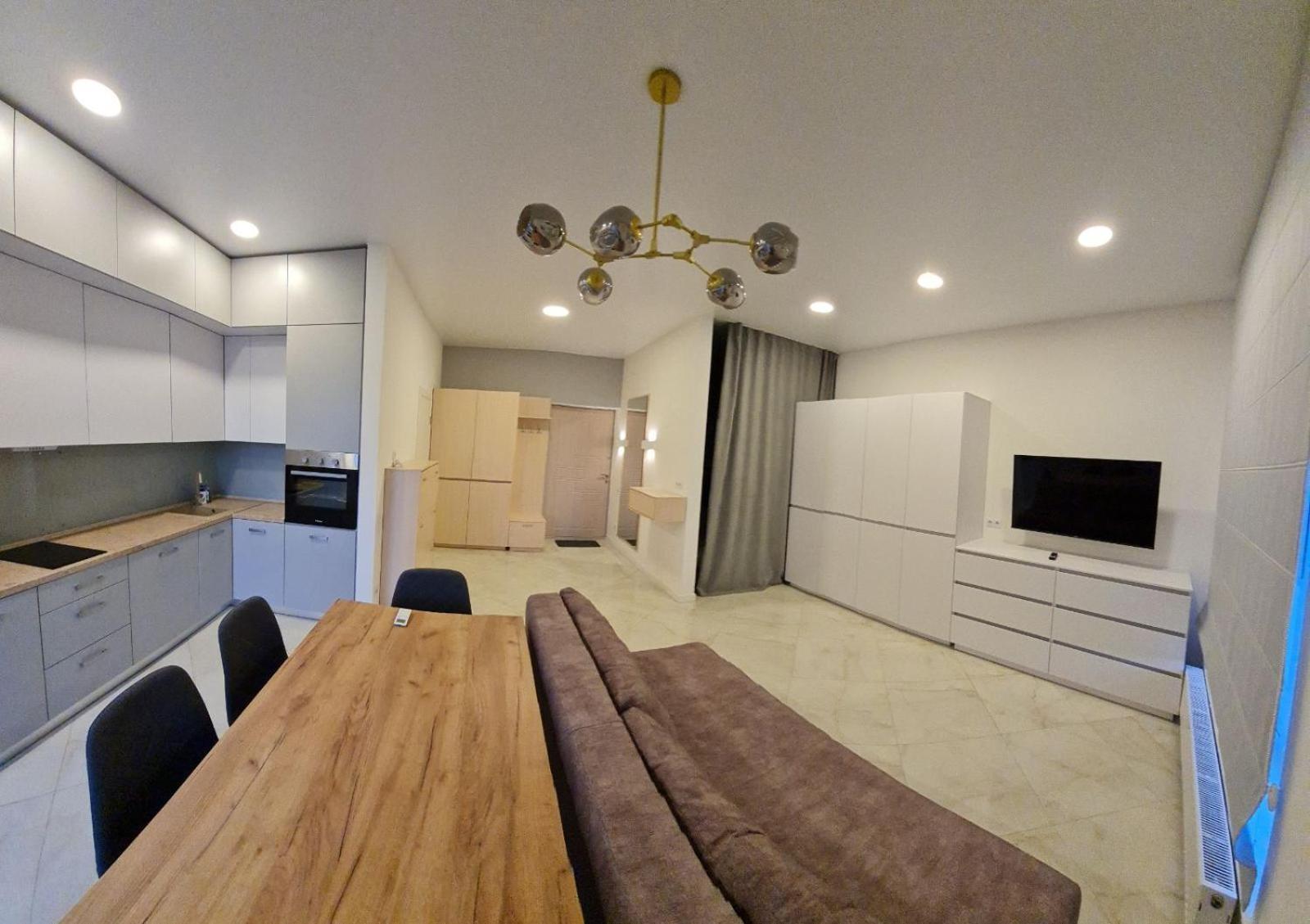 Apartplus - Затишні Апартаменти Dnipro Exterior foto